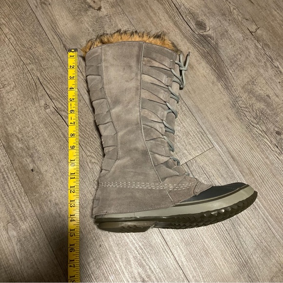 Sorel Cate Of Alexandria Leather Weave Fur Lined Winter Boot - Picture 5 of 12